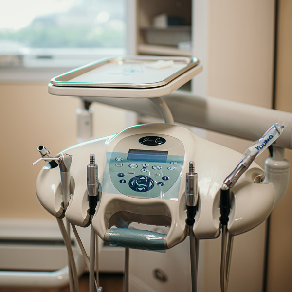 dentist side table